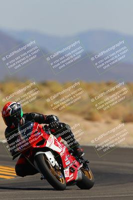 media/Oct-08-2022-SoCal Trackdays (Sat) [[1fc3beec89]]/Turn 16 (125pm)/